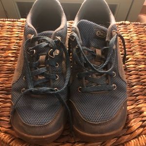 Chaco Shoes - Chacos hiking shoe Chaco Shoes - Chacos hiking shoe